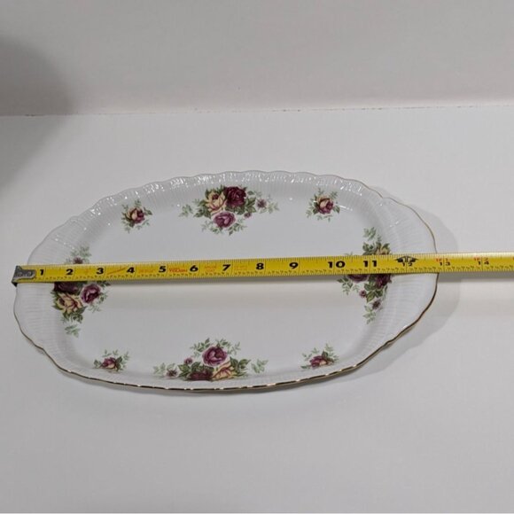 Crystal Clear Fine Porcelain Oval Platter With Rose Design & Gold Trim - Picture 4 of 12